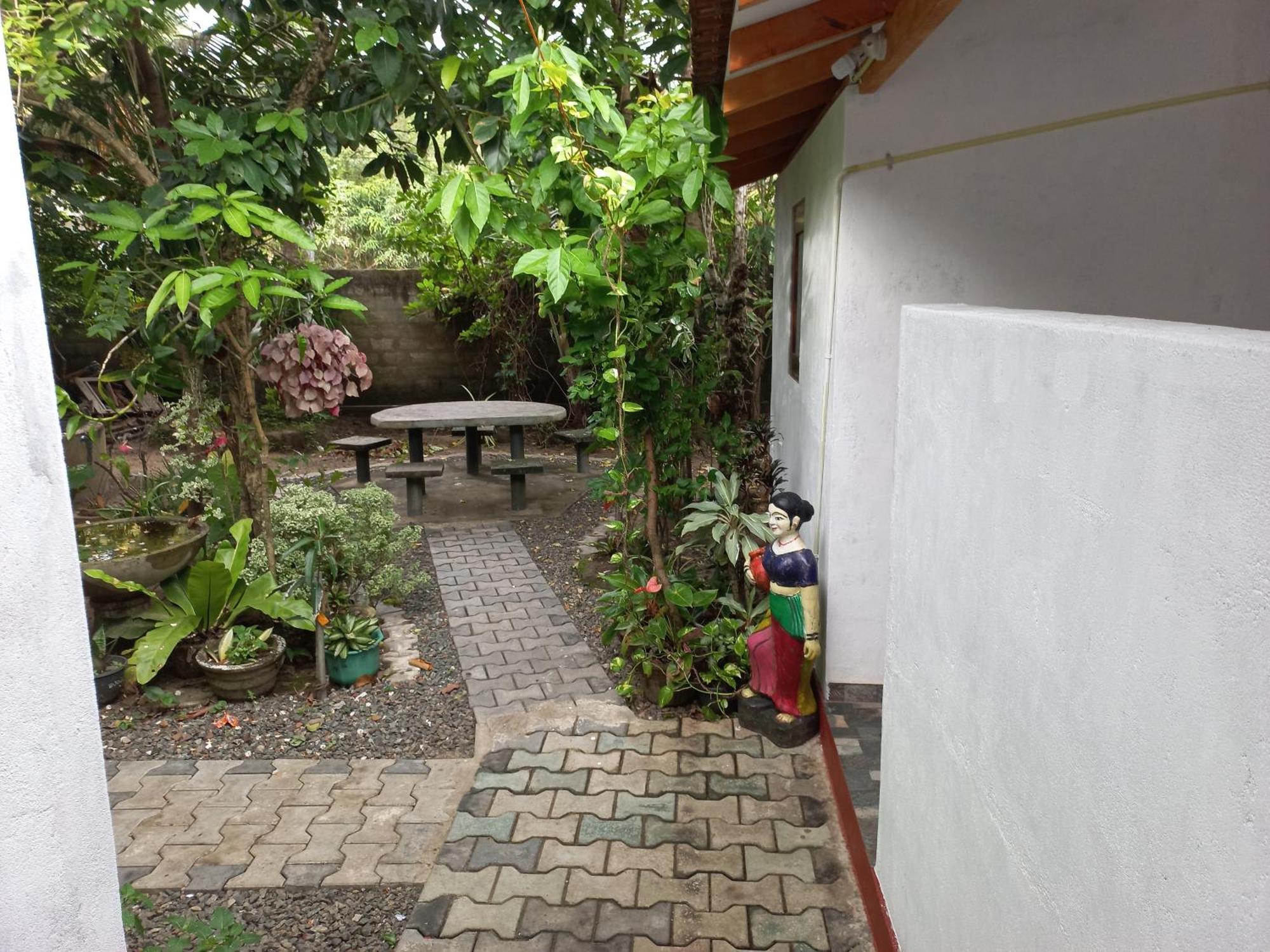 Mango Villa 703 Hikkaduwa Exteriér fotografie